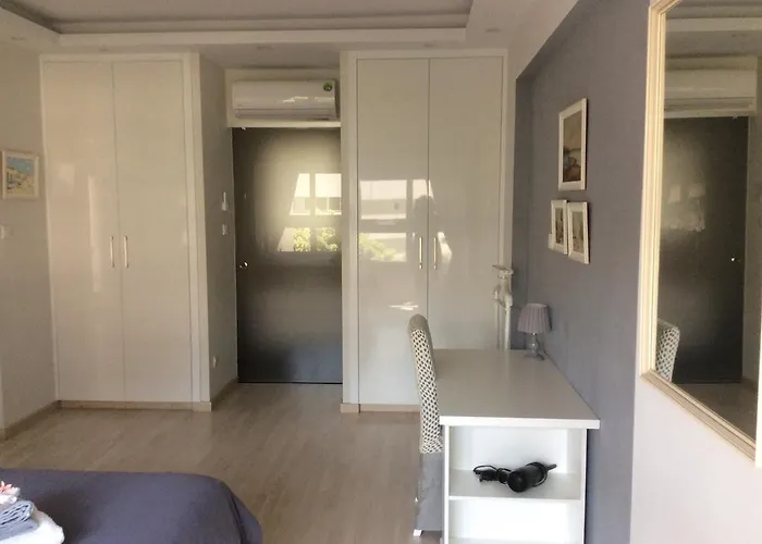 The Central Lejlighed *